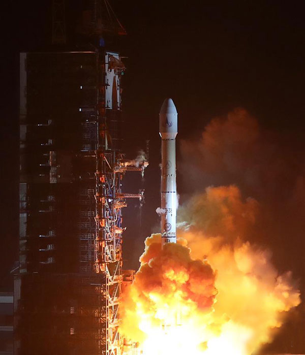 中国风云四号气象卫星发射成功 可秒拍500张图