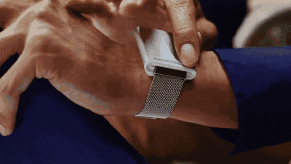 这款手表竟能自动调节人体温度，秒变腕上小空调