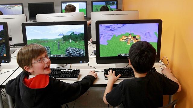 连任天堂都眼红，火遍全球的Minecraft到底成功在哪？