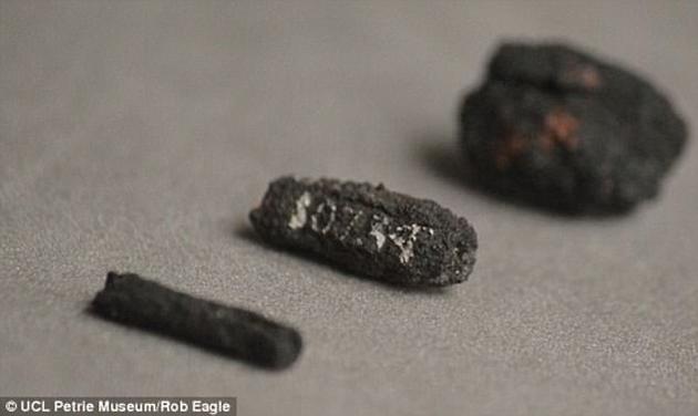 近期研究发现部分青铜时代的铁器与陨石有关。2013年，科学家发现一条发掘于1911年的项链串珠其实由陨铁制成。