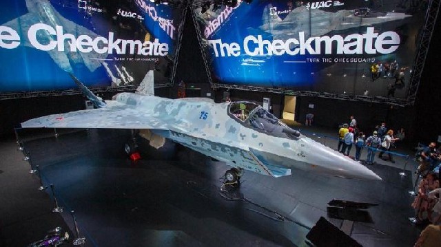 “绝杀”苏-75样机现身航展被网友说“丑” 这款飞机有何设计特点？