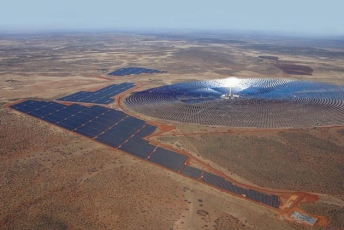 “太阳能储备(SolarReserve)公司”在非洲建立的Redstone太阳能项目。