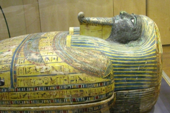 为何比古埃及更早的文明诞生于苏美尔？的头图
